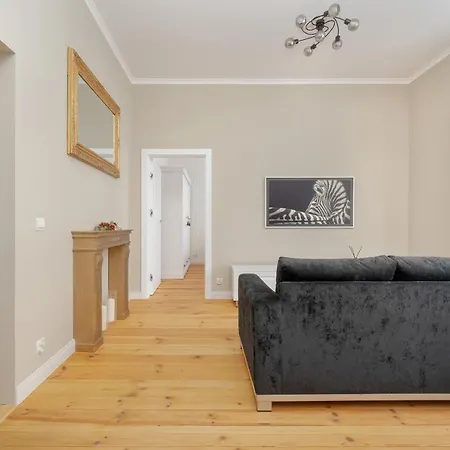 Aesthetic One Bedroom Apartment In Wroclaw By Noclegi Renters Exterior foto