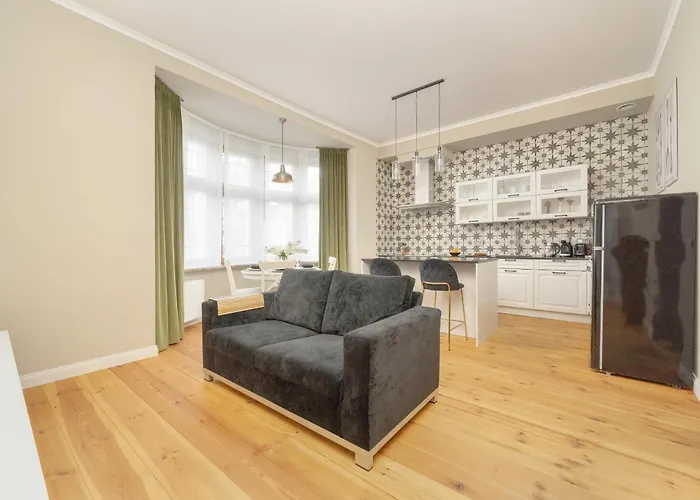 Aesthetic One Bedroom Apartment In Wroclaw By Noclegi Renters