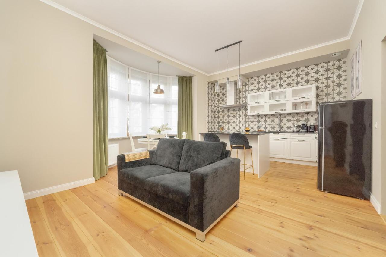 Aesthetic One Bedroom In By Renters * Wroclaw